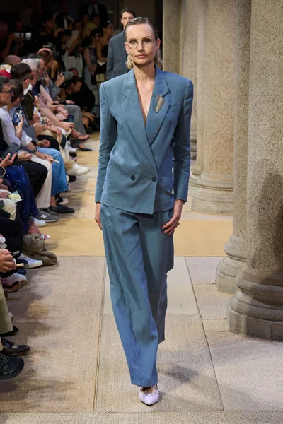 Look 22